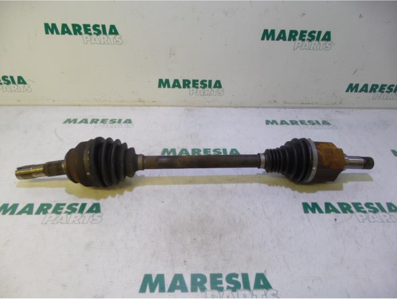 Peugeot - Boxer - Aandrijfas links-voor
