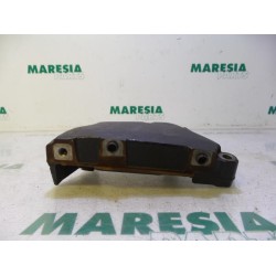 Peugeot - 207 - Engine mount