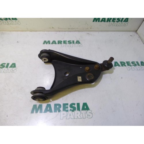 Renault - Twingo - Front lower wishbone, right