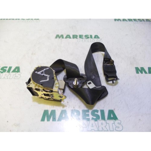 Renault - Twingo - Sicherheitsgurt links hinten