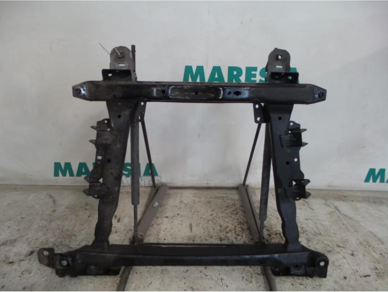 Renault - Twingo - Subframe
