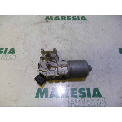 Renault - Modus - Front wiper motor