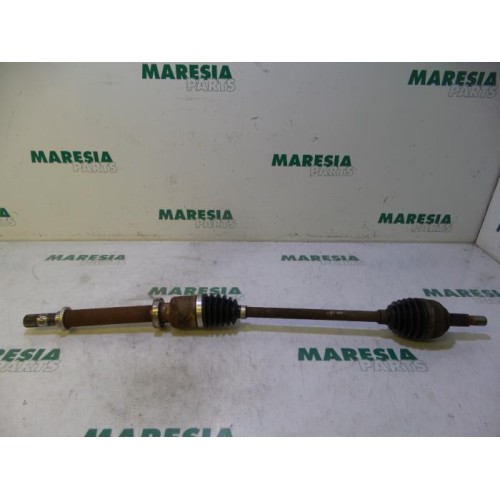 Renault - Modus - Front drive shaft, right