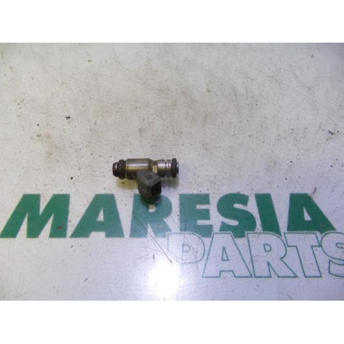 Renault - Megane - Injector (petrol injection)
