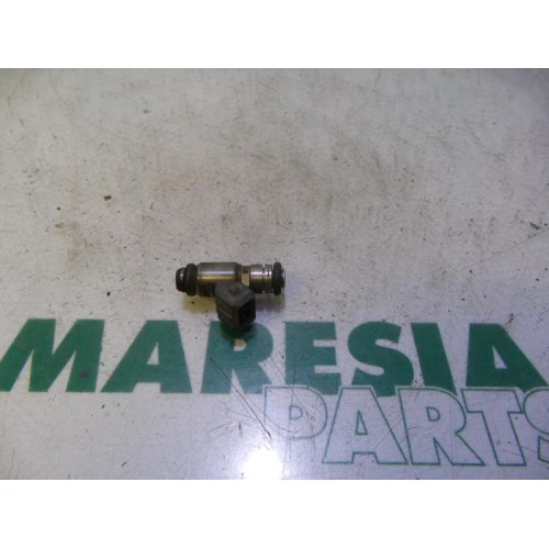 Renault - Megane - Injector (petrol injection)