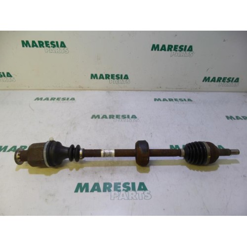 Renault - Twingo - Front drive shaft, right