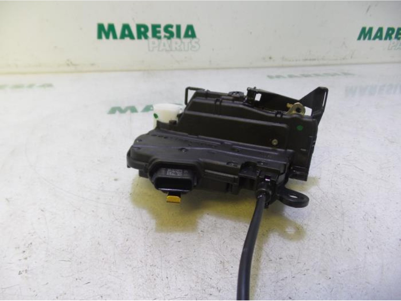 Renault - Clio - Door lock mechanism 4-door, front left