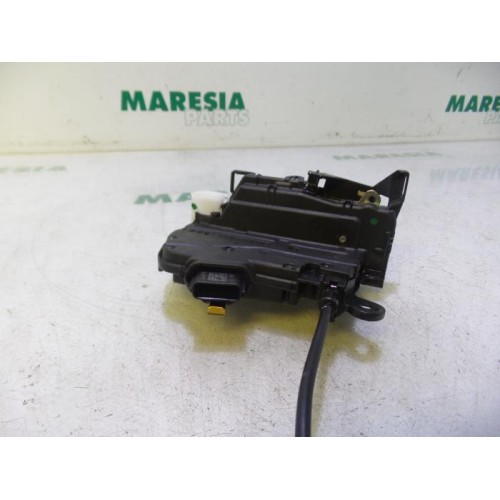 Renault - Clio - Door lock mechanism 4-door, front left