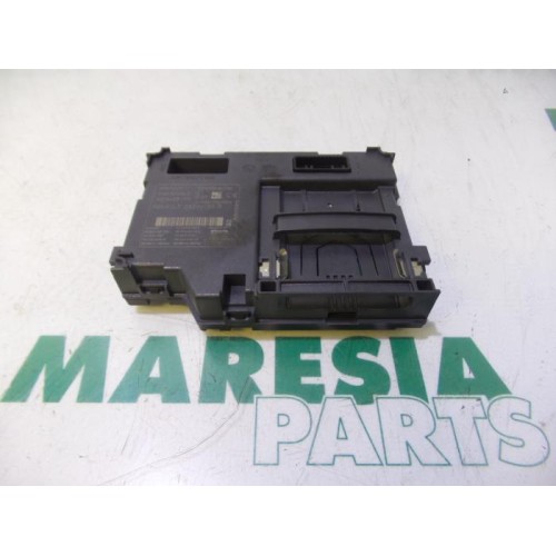 Renault - Clio - Card reader (lock)