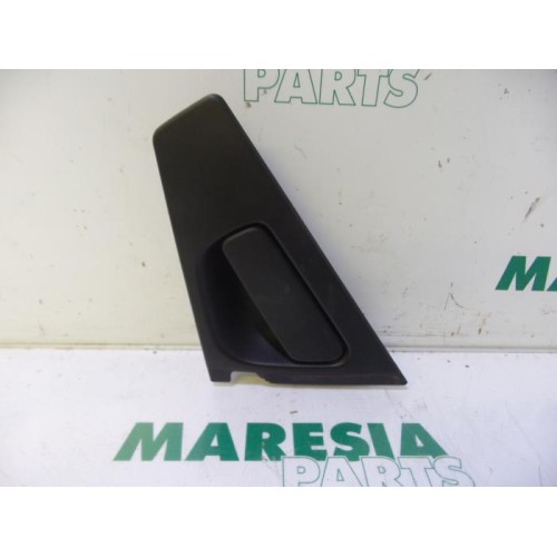 Renault - Clio - Rear door handle 4-door, right