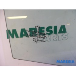 Peugeot - 3008 - Door window 4-door, front right