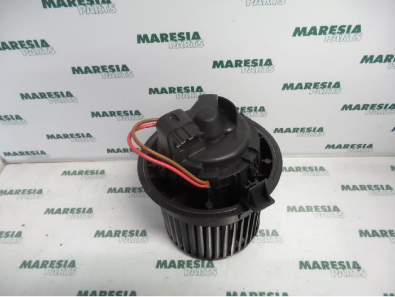 Renault - Clio - Heating and ventilation fan motor
