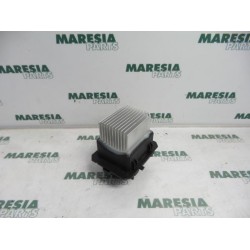 Renault - Clio - Heater resistor