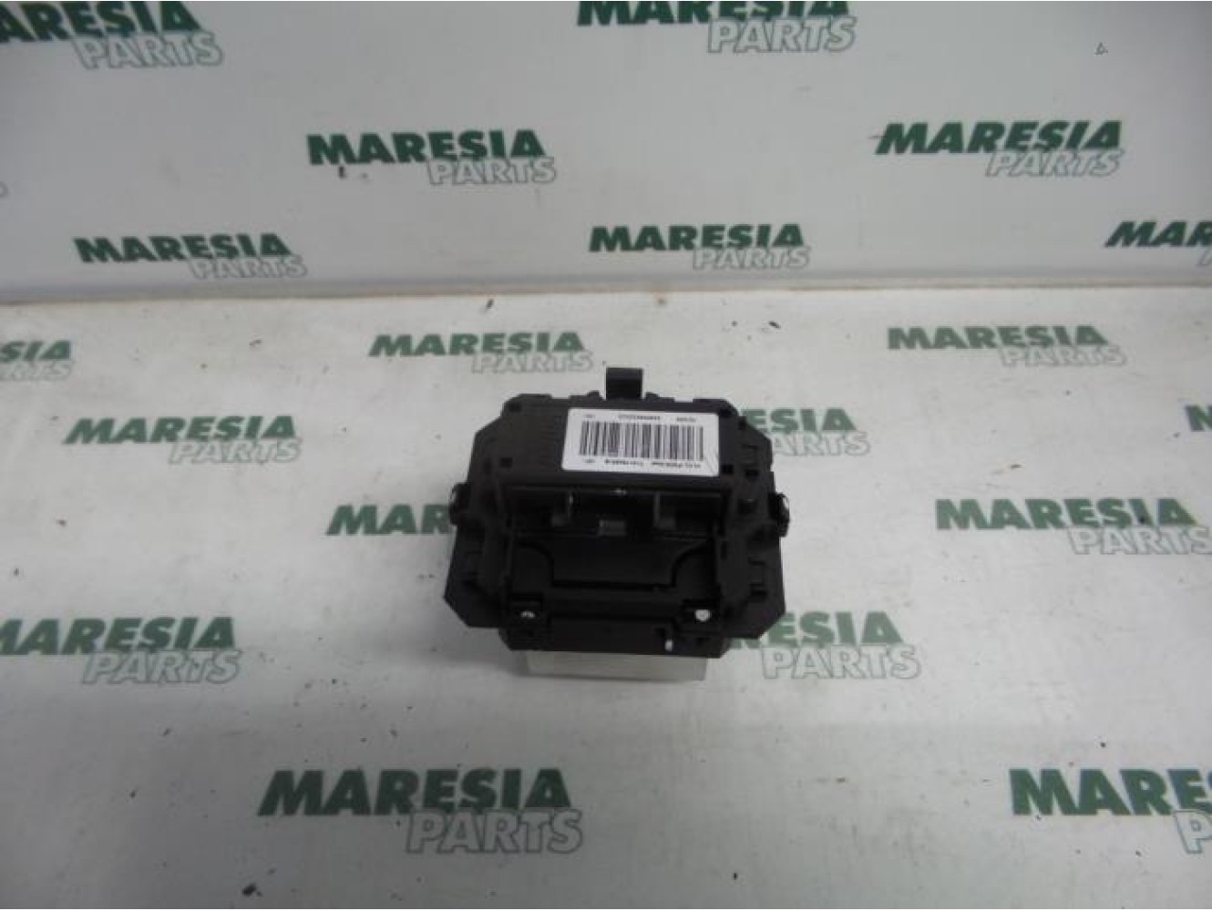 Renault - Clio - Heater resistor