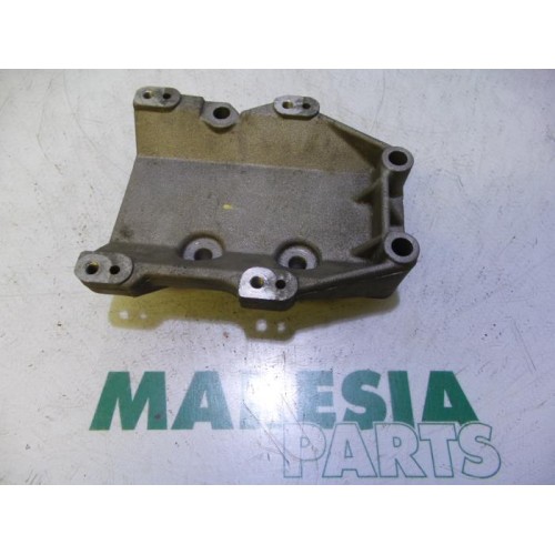 Alfa Romeo - 147 - Support (miscellaneous)