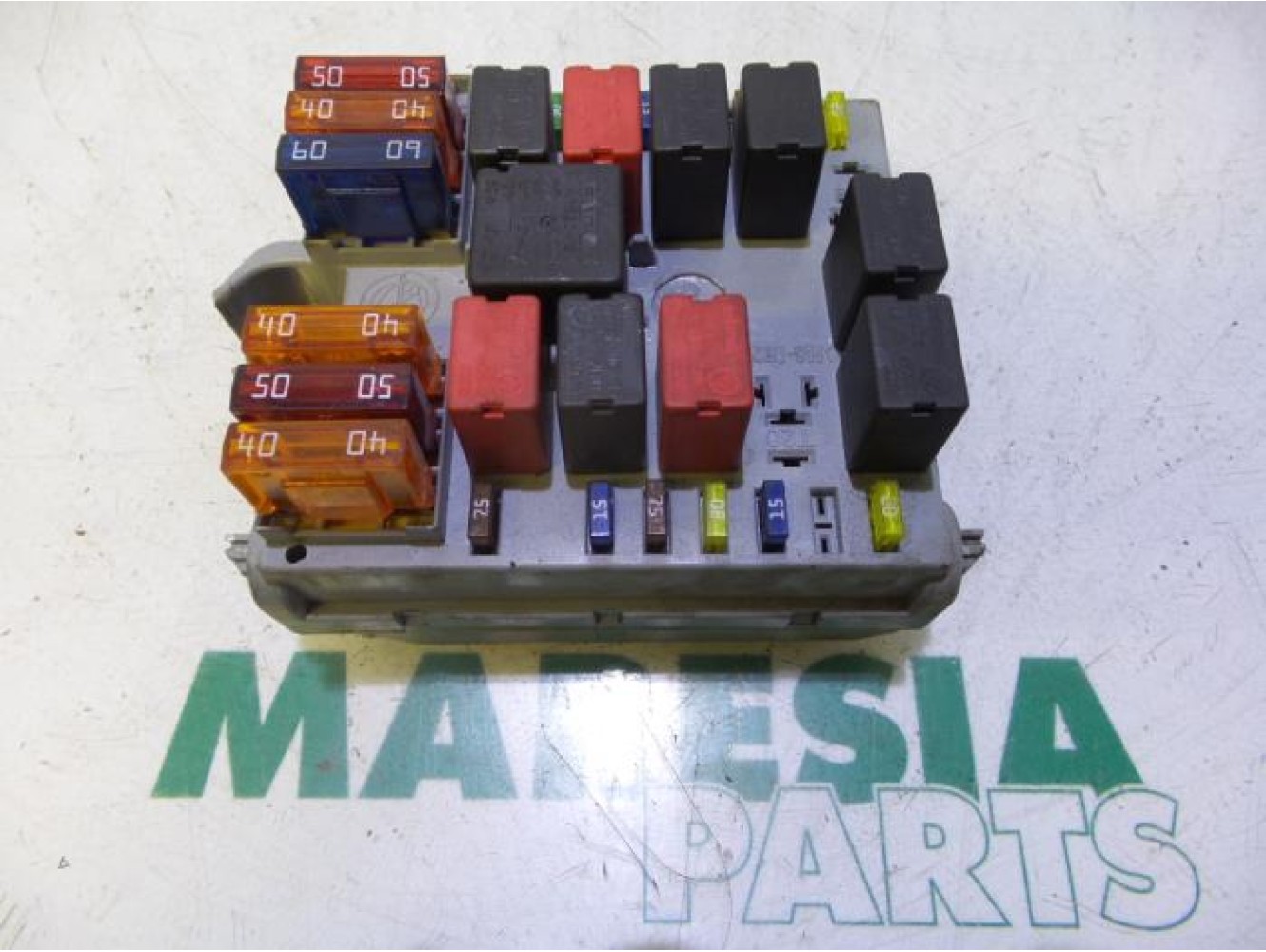 Alfa Romeo - 147 - Fuse box