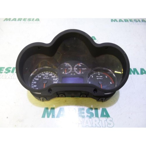 Alfa Romeo - 147 - Instrumentenpaneel