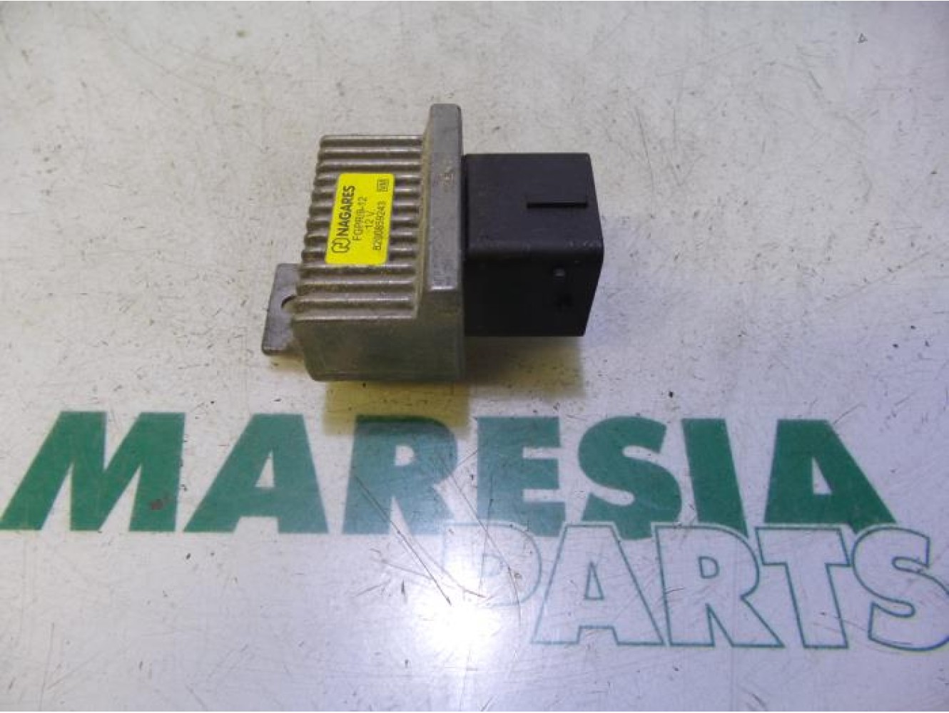 Renault - Megane - Glow plug relay