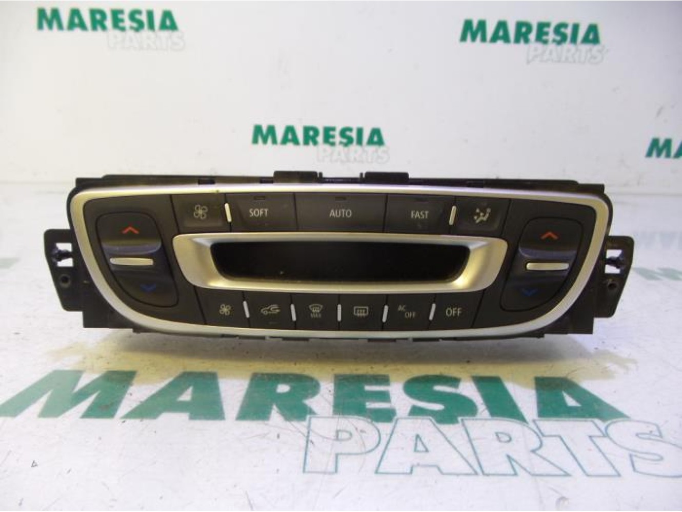 Renault - Megane - Panneau de commandes chauffage