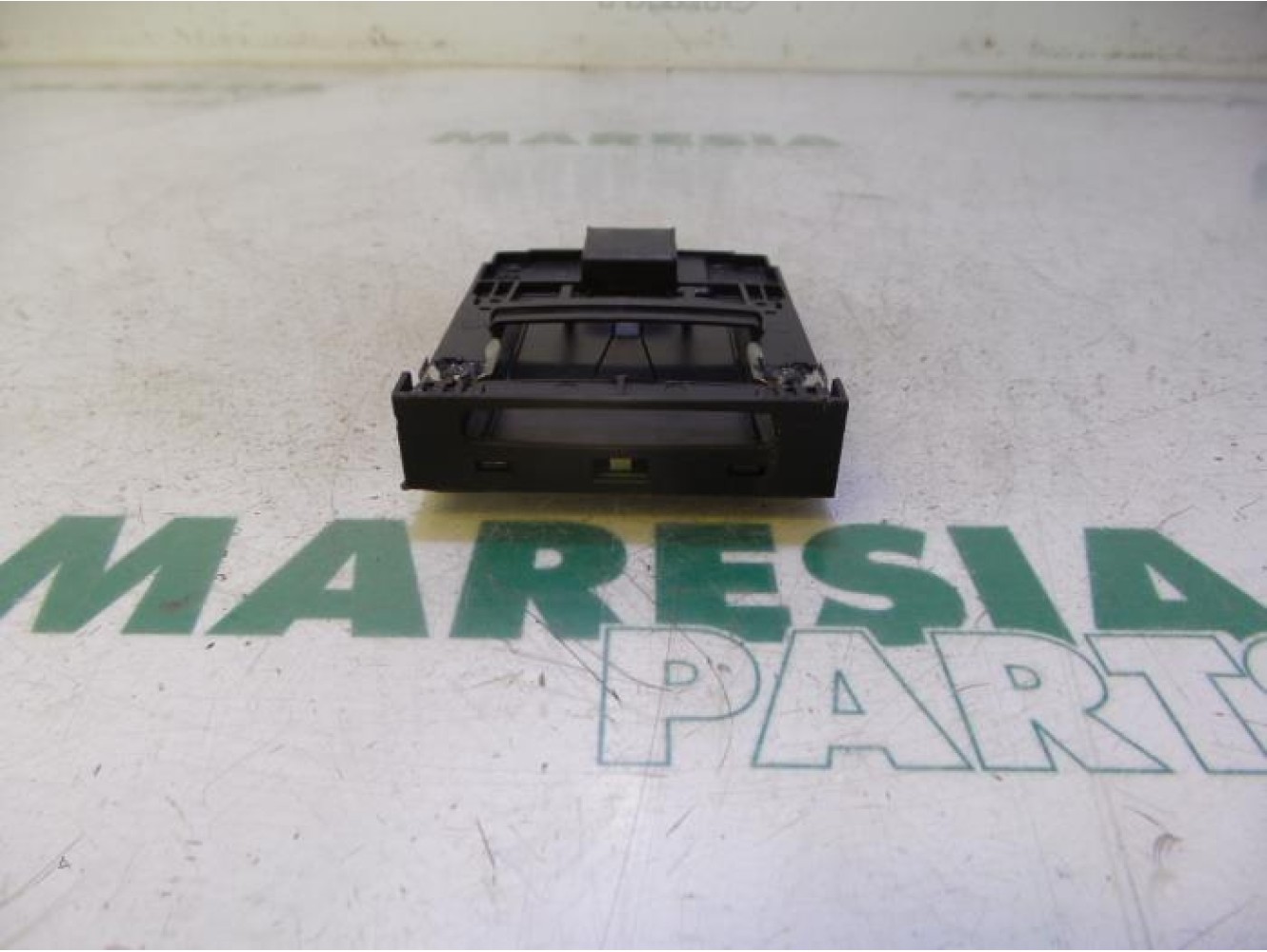 Renault - Megane - Card reader (lock)