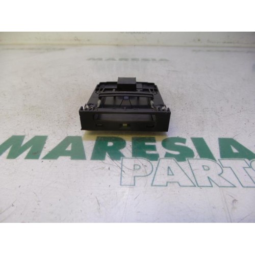 Renault - Megane - Card reader (lock)