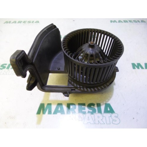 Renault - Clio - Heating and ventilation fan motor