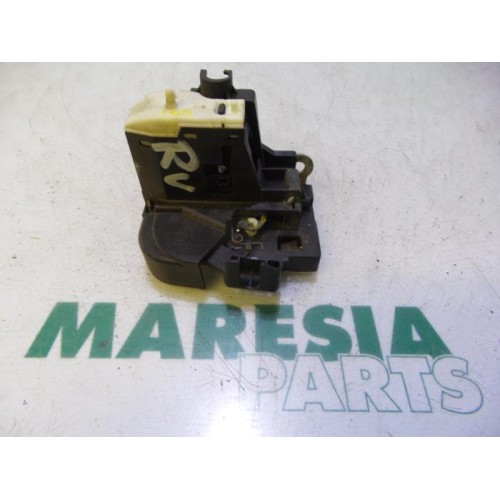 Renault - Clio - Door lock mechanism 2-door, right