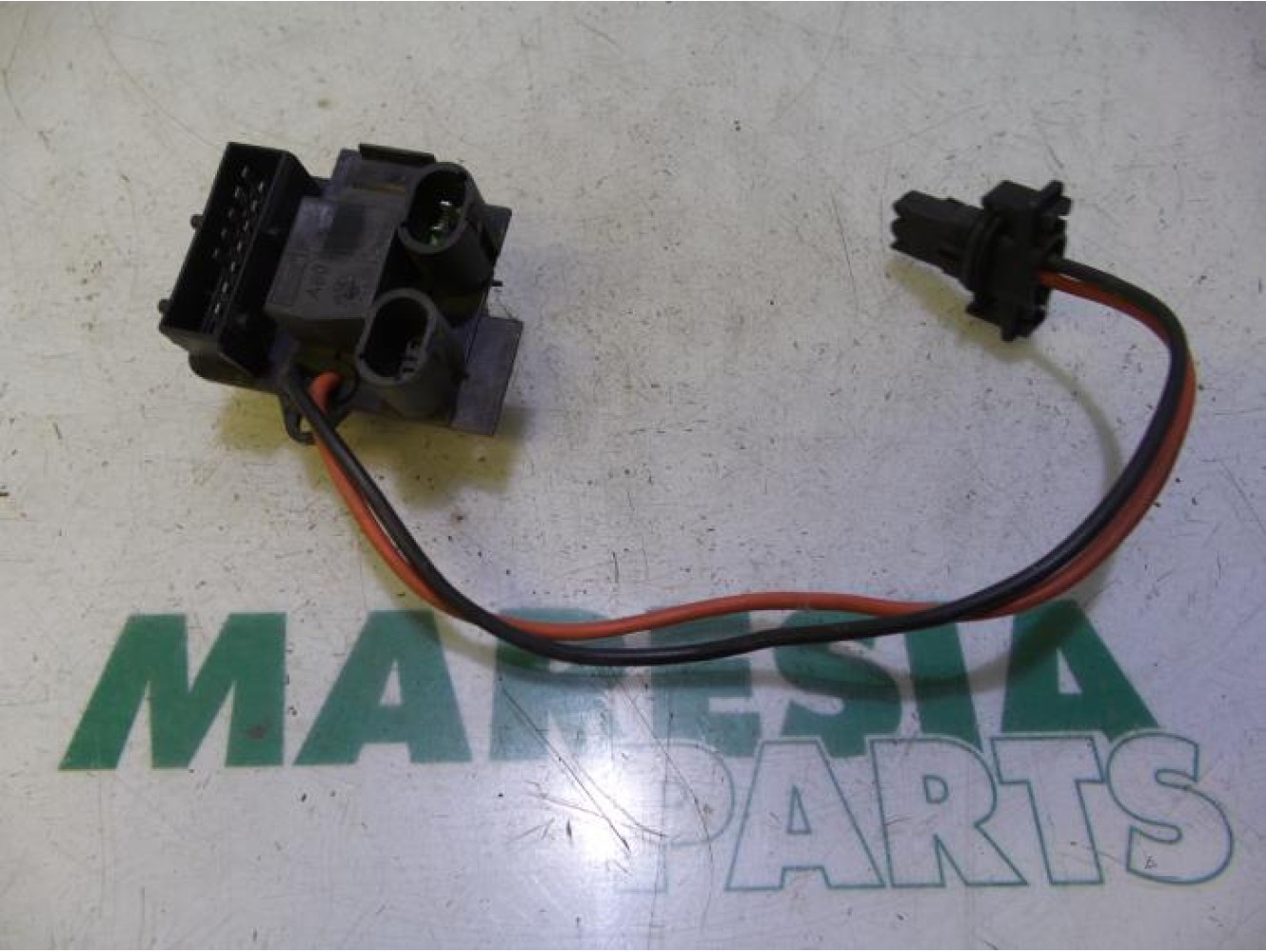 Renault - Clio - Heater resistor