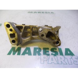 Citroen - Berlingo - Engine mount