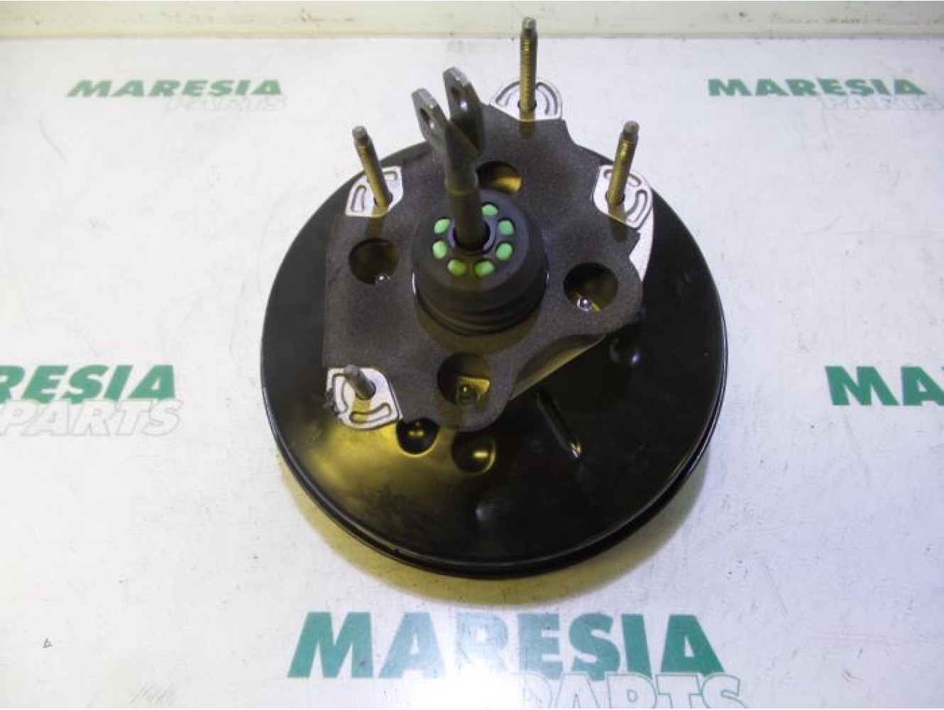 Renault - Clio - Brake servo