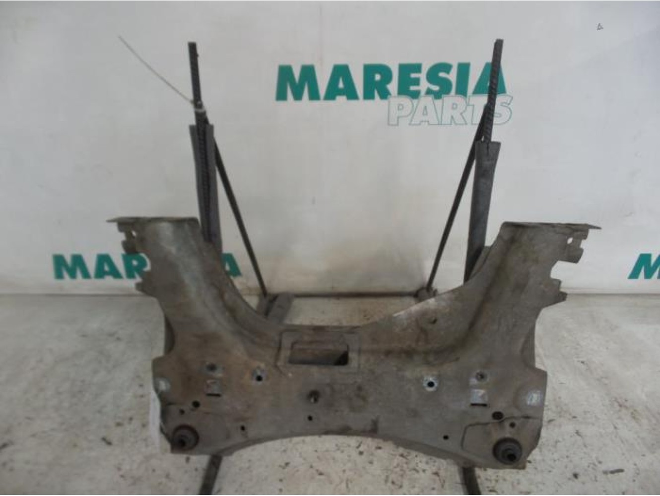 Renault - Clio - Subframe