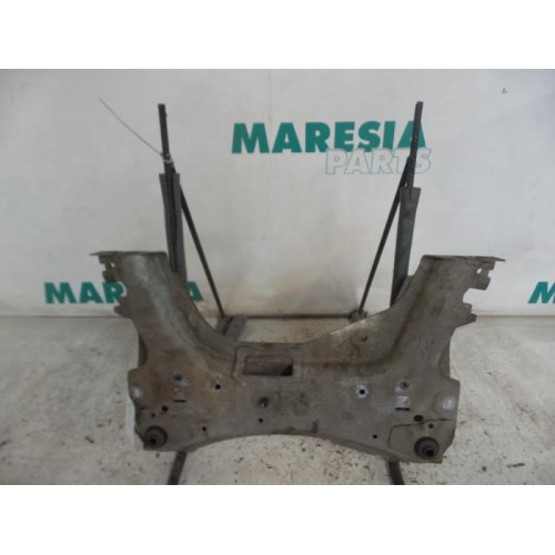 Renault - Clio - Subframe