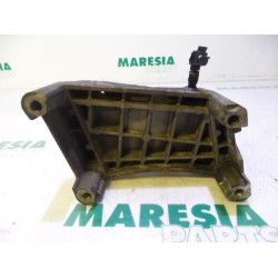 Alfa Romeo - Mito - Engine mount