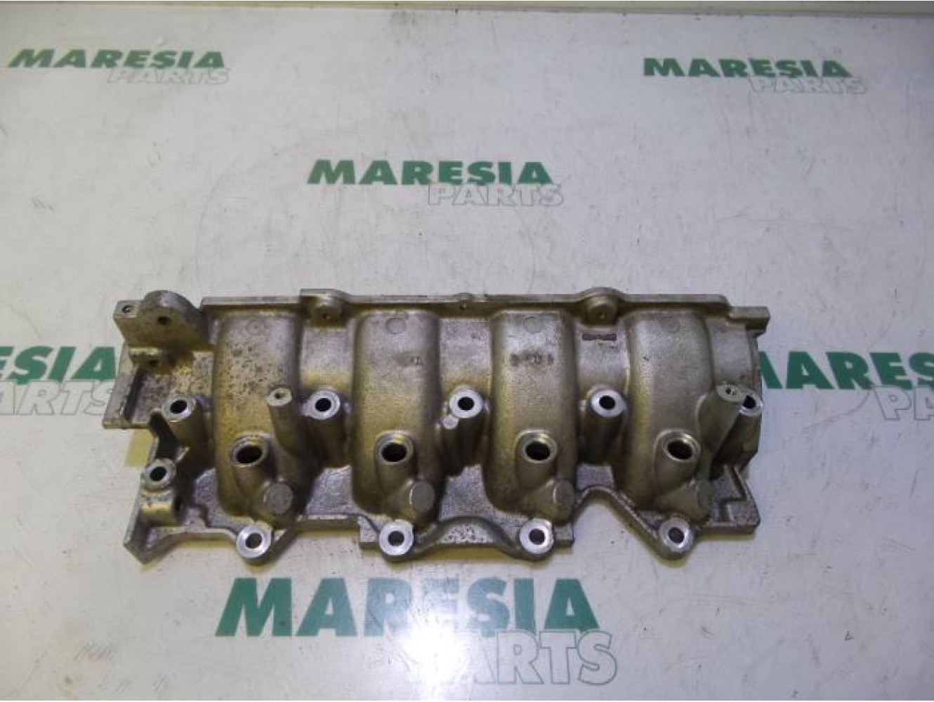Renault - Clio - Intake manifold