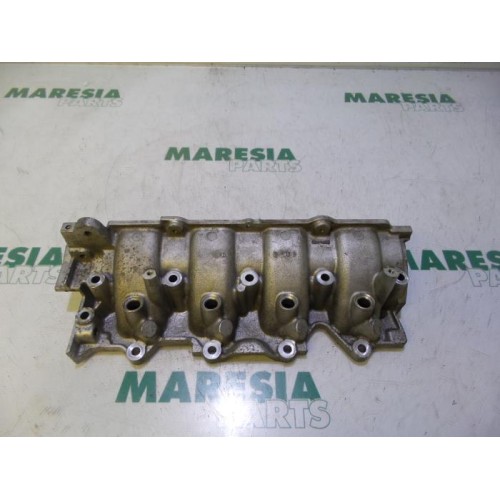 Renault - Clio - Intake manifold