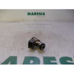 Renault - Clio - Injector (petrol injection)