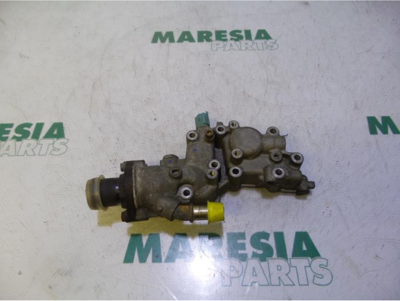 Peugeot - 307 - Boîtier thermostat