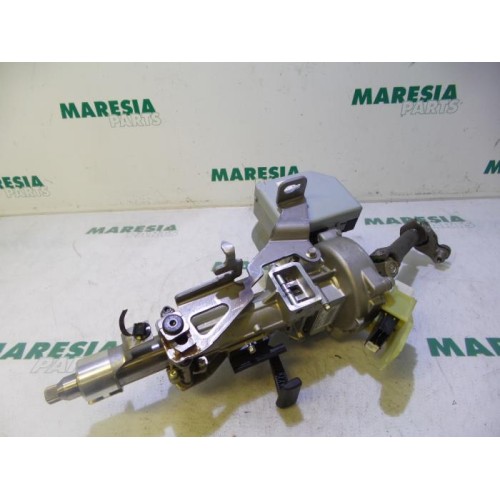 Renault - Megane - Steering column housing