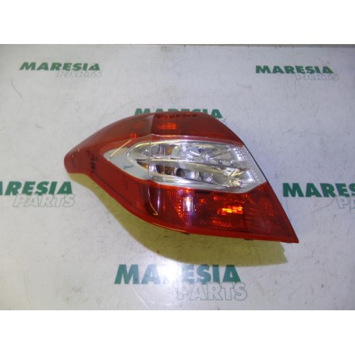 Citroen - C4 - Taillight, left