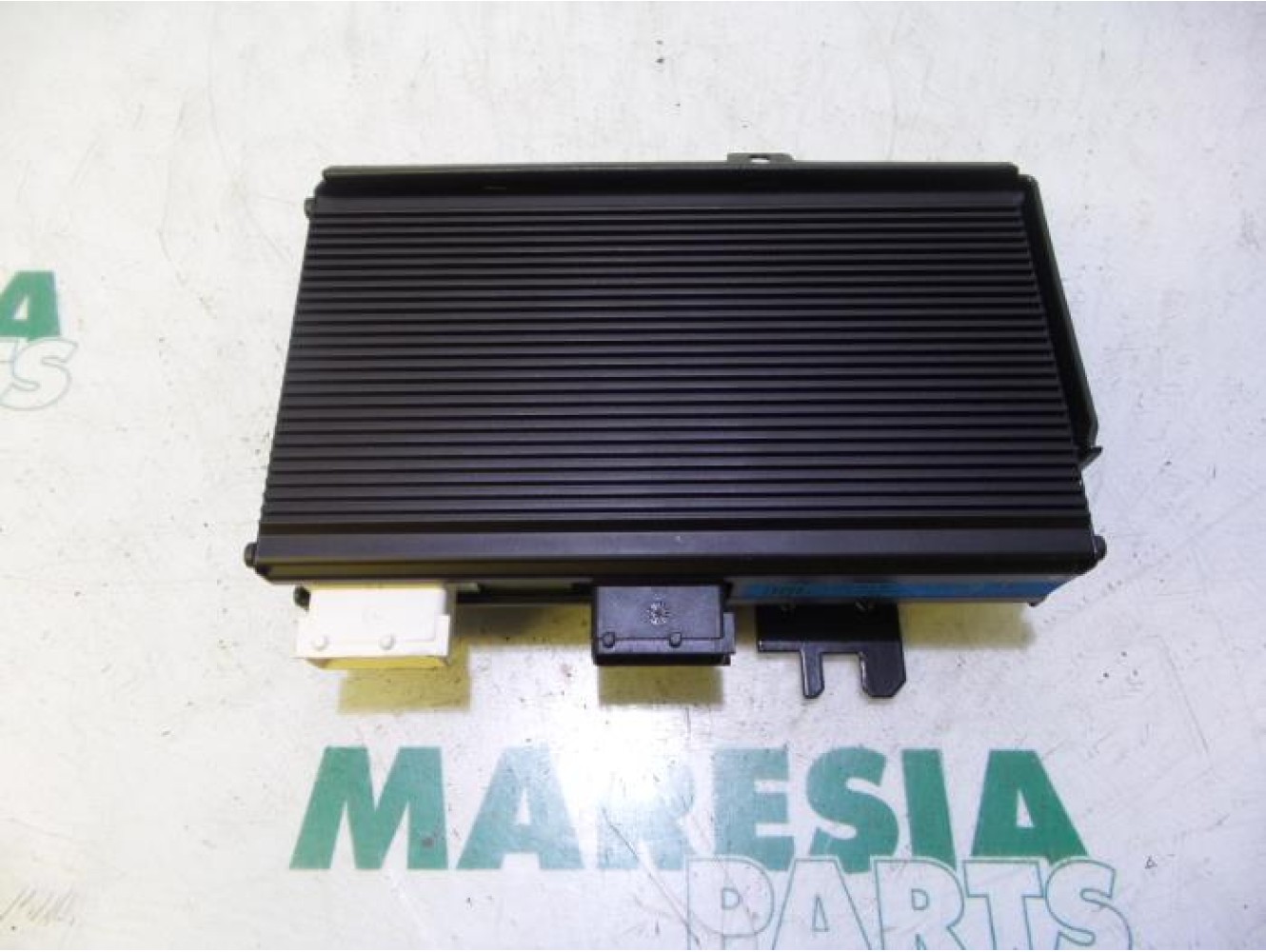 Peugeot - 407 - Radio amplifier