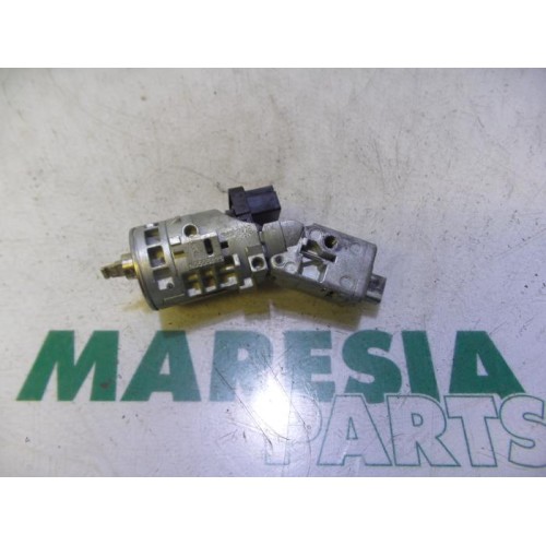 Citroen - C4 - Ignition lock + key