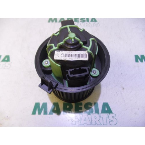 Citroen - C4 - Heating and ventilation fan motor