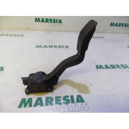 Citroen - C4 - Gaspedalposition Sensor