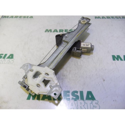 Citroen - C4 - Rear door window mechanism 4-door, right