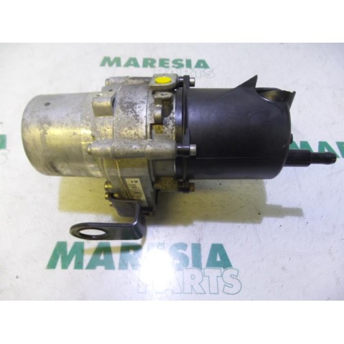 Citroen - C4 - Power steering pump