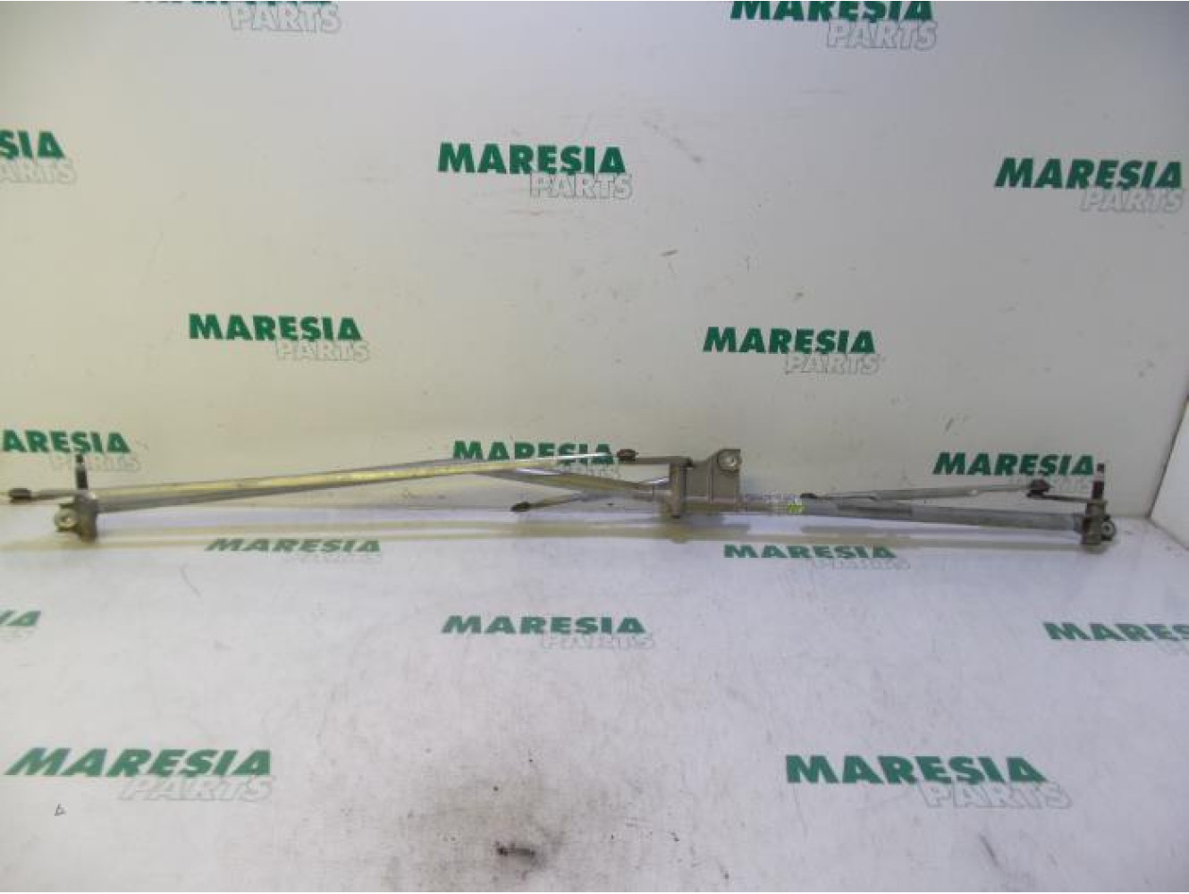 Citroen - C4 - Wiper mechanism