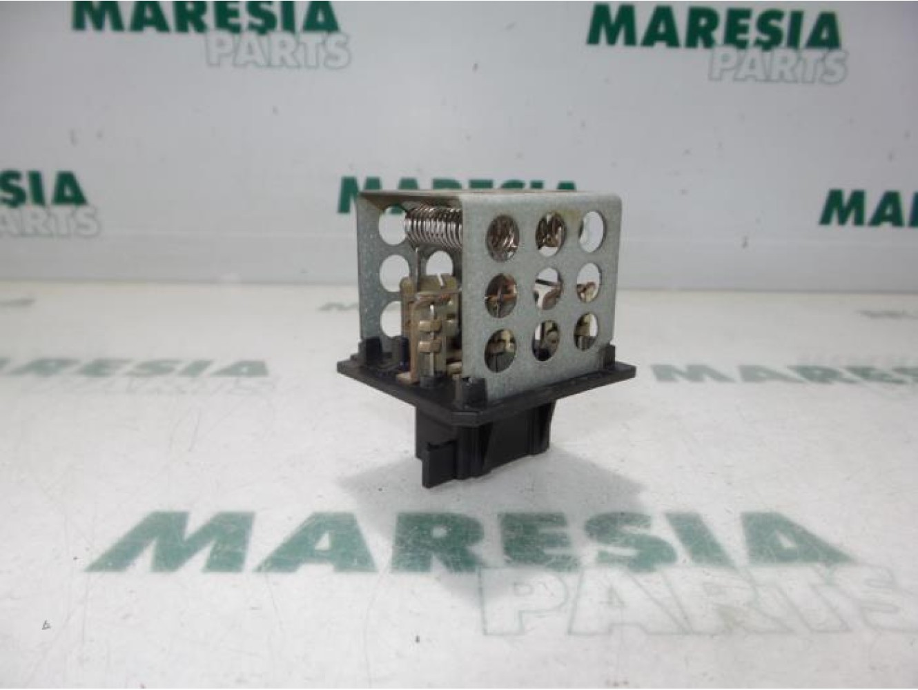 Peugeot - 206 - Heater resistor