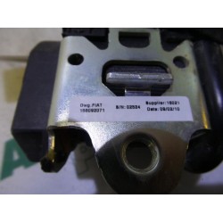 Alfa Romeo - Mito - Front seatbelt, right