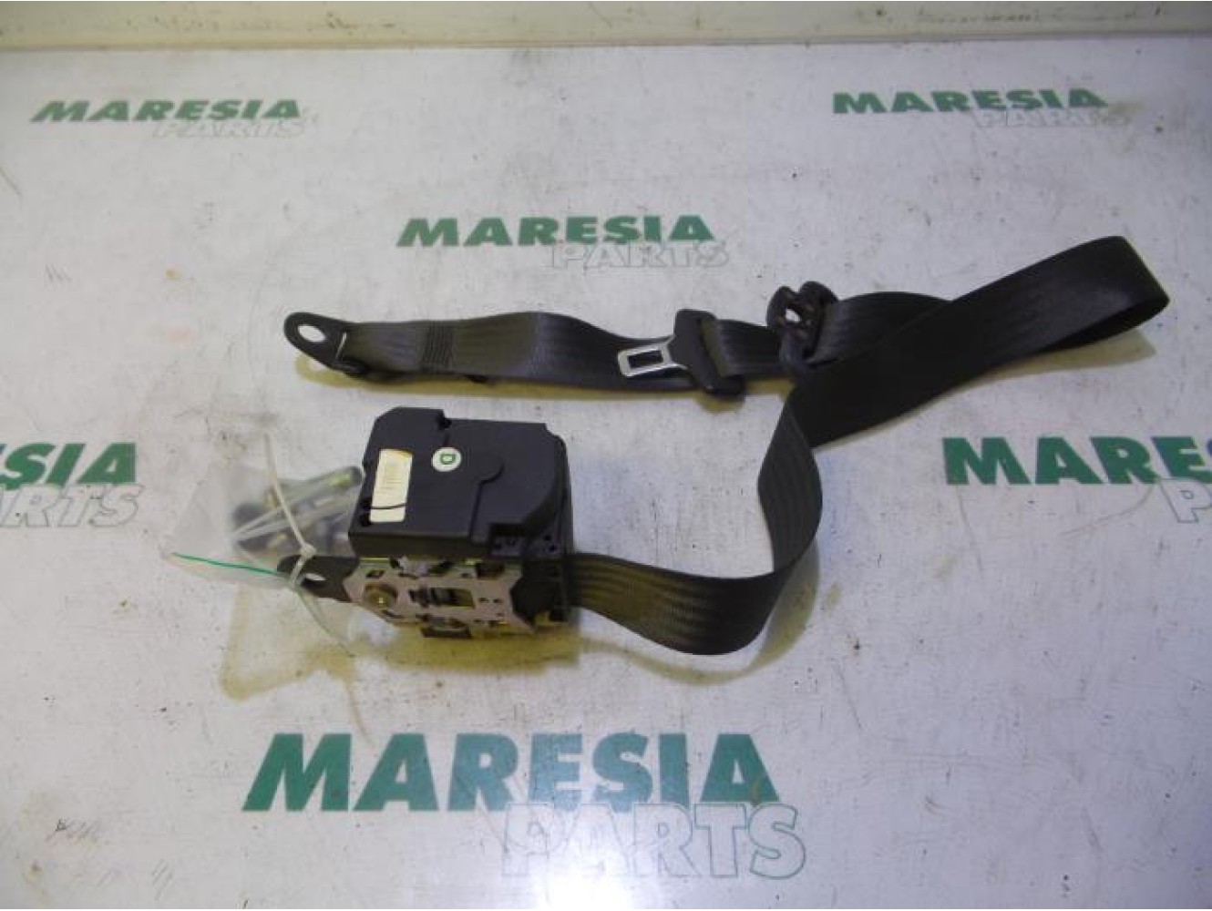 Fiat - Doblo - Rear seatbelt, right