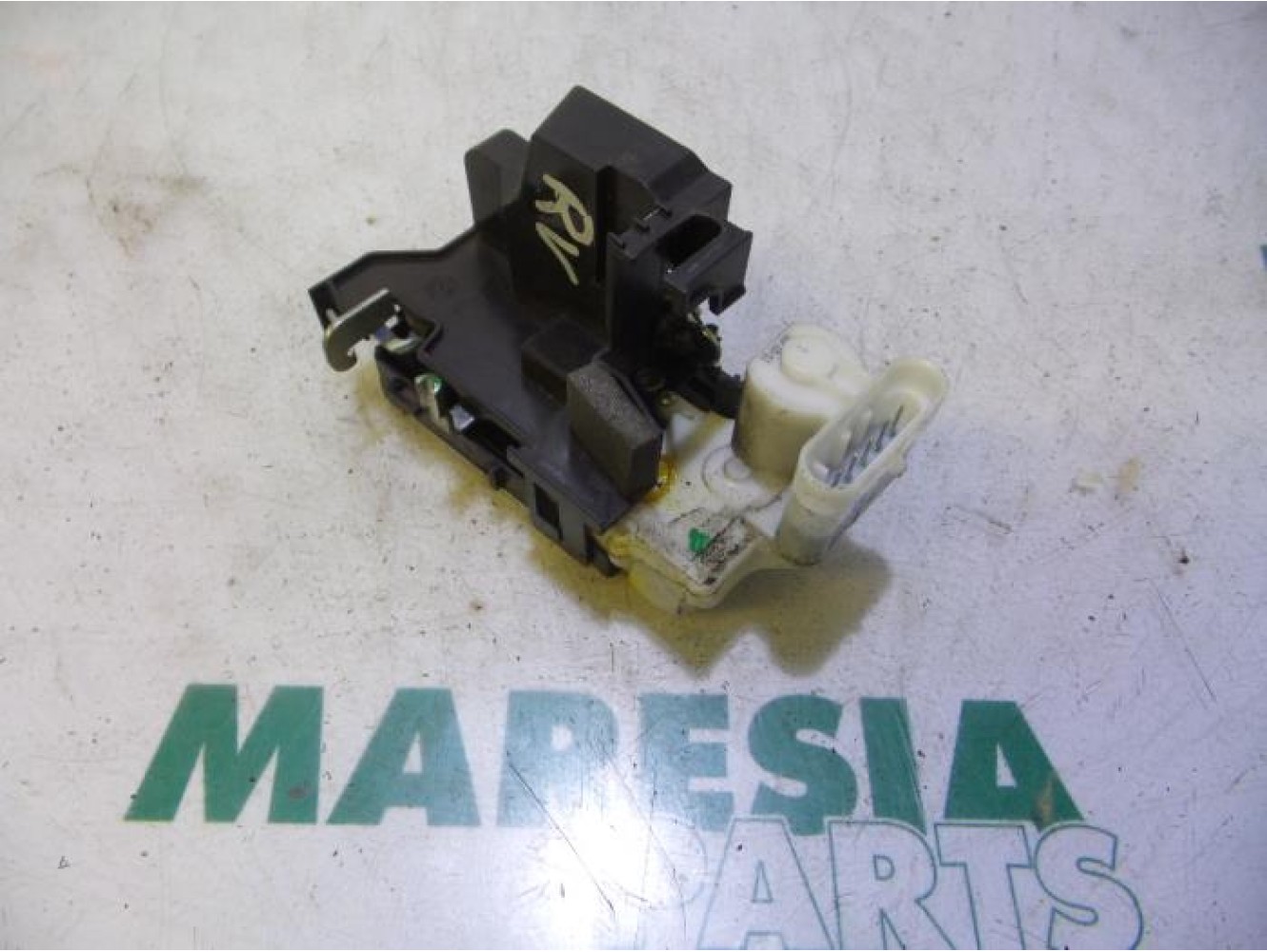 Fiat - Doblo - Door lock mechanism 2-door, right